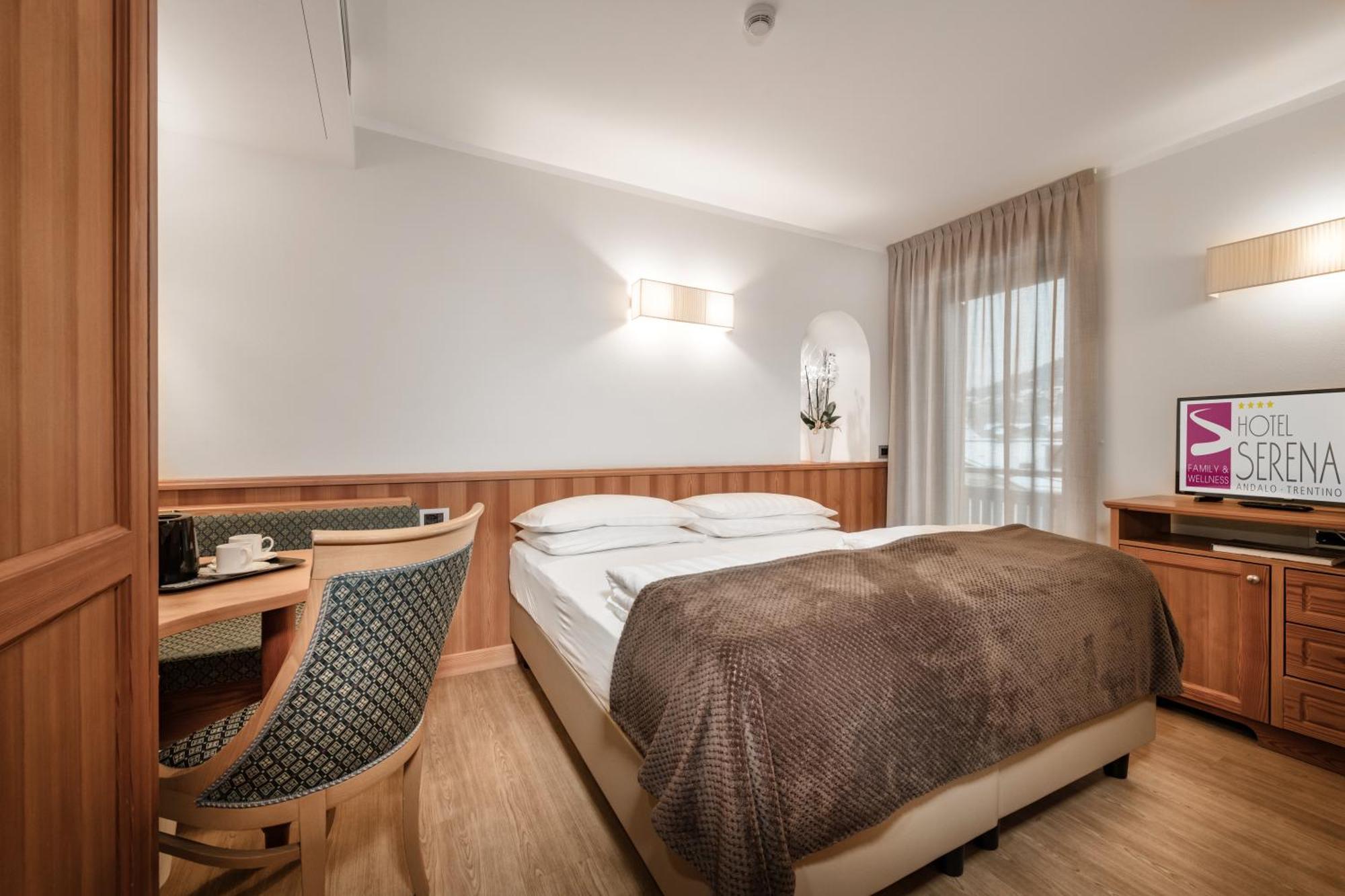 אנדלו Family Hotel Serena מראה חיצוני תמונה