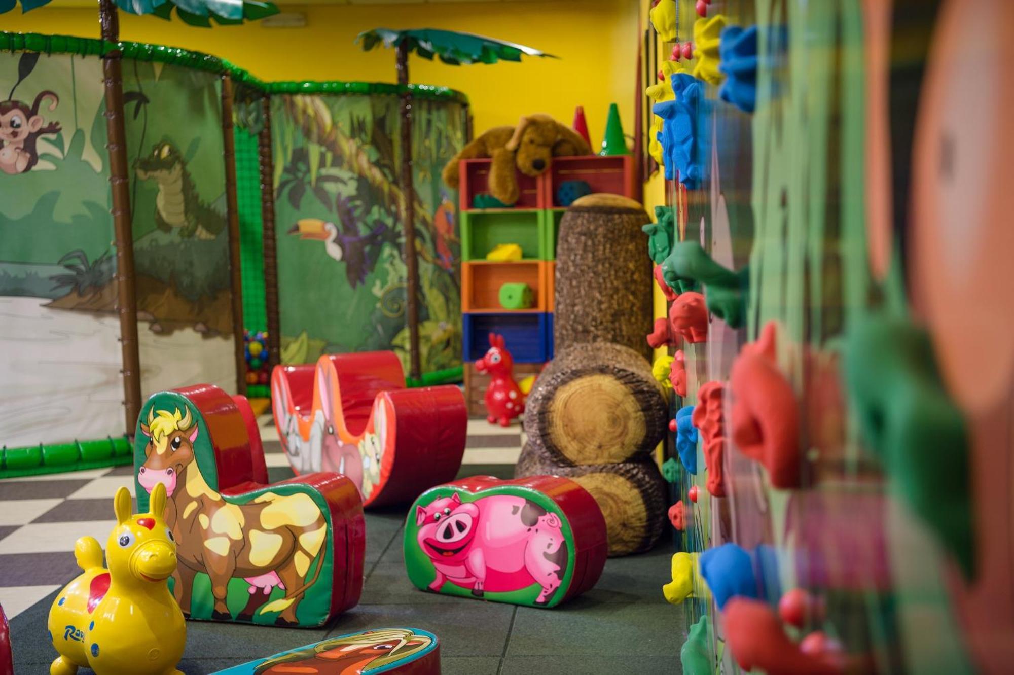 אנדלו Family Hotel Serena מראה חיצוני תמונה